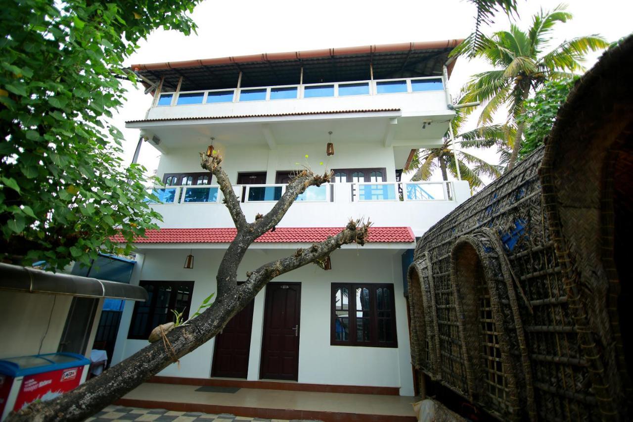Shalom Beach Residency Alappuzha Exterior foto